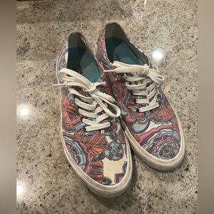 See Vee’s women’s size 10 medium Trina Turks special limited edition